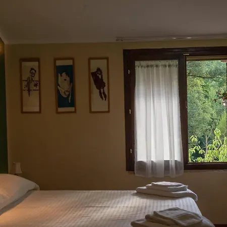 Casa Sul Fiume Con Giardino E Terrazza Pianello (Umbria)