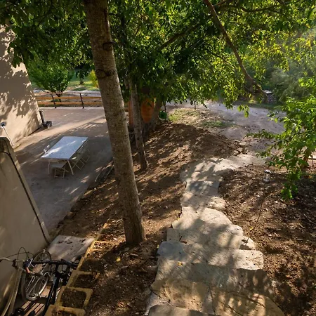 Casa Sul Fiume Con Giardino E Terrazza * Pianello (Umbria)