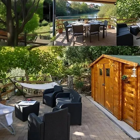 Casa Sul Fiume Con Giardino E Terrazza